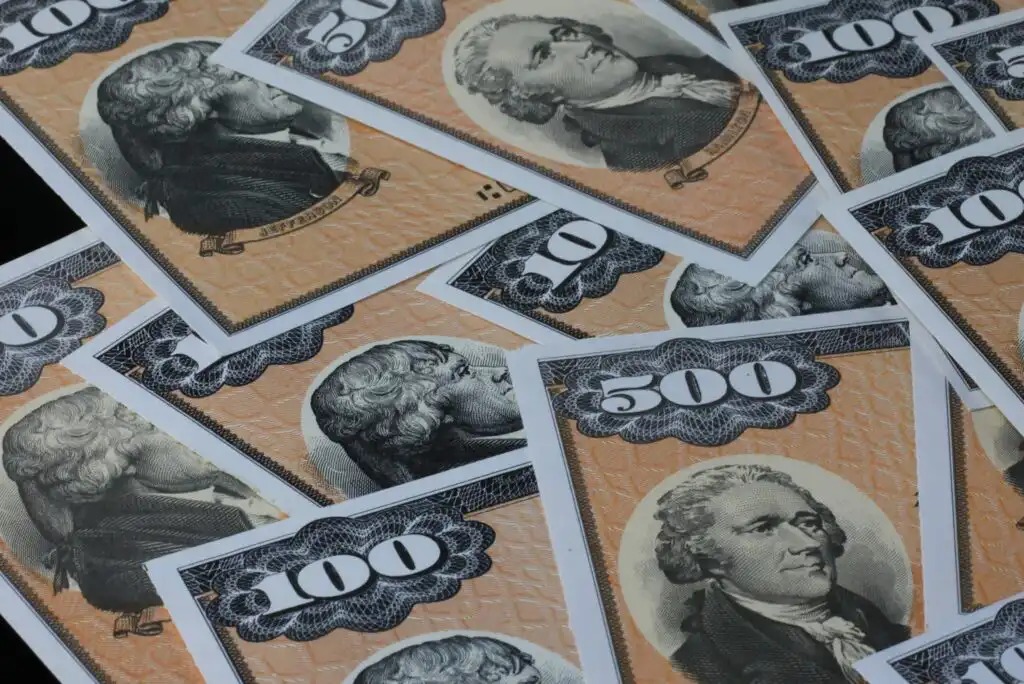 What Are High-Yield (Junk) Bonds – Definition, Pros & Cons of Investing